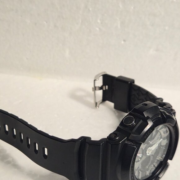 Casio G Shock Great shape Black and Chrome - Picture 9 of 11